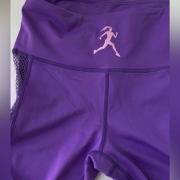 NWOT Unique Purple Sport Set - Leggings and Top (Size Small) - Picture 11 of 17